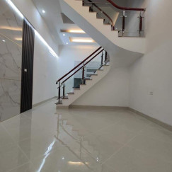 Bán nhà Đường Láng- Cho thuê 20tr/ tháng, 38m2 3.7 tỷ Bán nhà Đường Láng- Cho thuê 20tr/ tháng, 38m2 3.7 tỷ