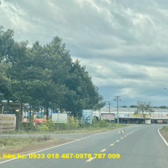 Cần bán đất mặt tiền đường DT756 ấp bàu teng, xã quang minh, chơn thành 675tr ngân hàng hỗ trợ 50%. Gọi ngay 0933 018 467-0978 787 009-7.3 Cần bán đất mặt tiền đường DT756 ấp bàu teng, xã quang minh, chơn thành 675tr ngân hàng hỗ trợ 50%. Gọi ngay 0933 018 467-0978 787 009-7.3