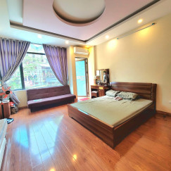 7.6 tỷ có ngay nhà 5 tầng, ở luôn, ô tô đỗ cửa, ô chờ thang máy, Phố Vip Cát Linh, 55m, mặt tiền 4m 7.6 tỷ có ngay nhà 5 tầng, ở luôn, ô tô đỗ cửa, ô chờ thang máy, Phố Vip Cát Linh, 55m, mặt tiền 4m