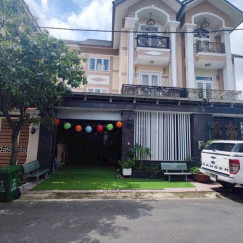 bán gấp căn biệt thự duy nhất khu nhà ở  Phước Long A , tp thủ Đức.  bán gấp căn biệt thự duy nhất khu nhà ở  Phước Long A , tp thủ Đức.