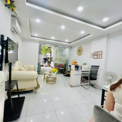 Bán nhà HXT Lý Chính Thắng Q.3, 6 tầng, 4.3 x 19, thang máy, chỉ 20 tỷ Bán nhà HXT Lý Chính Thắng Q.3, 6 tầng, 4.3 x 19, thang máy, chỉ 20 tỷ
